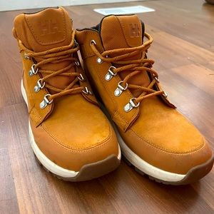 Helly Hansen men’s boots size US 9